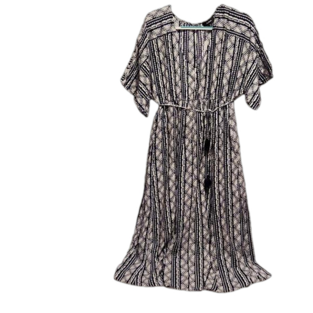 NWT Aakaa blue/white dolman sleeve maxi/midi dress sz M